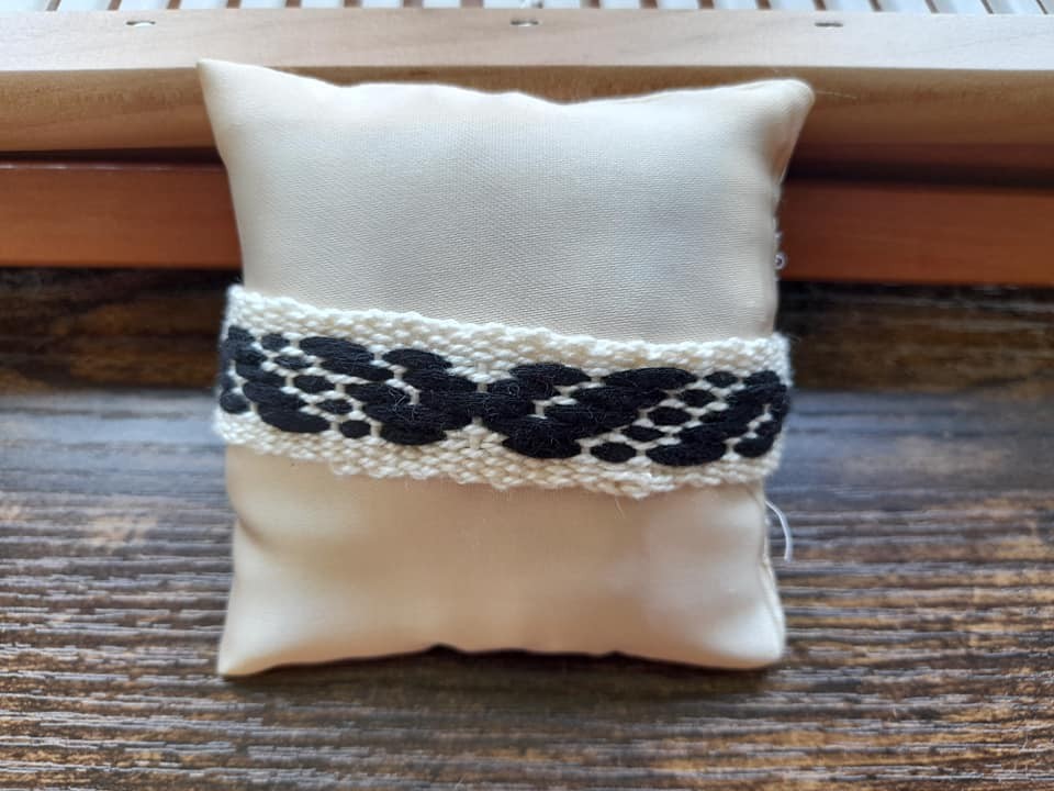 MOTIF REALISE PAR ISATISSE