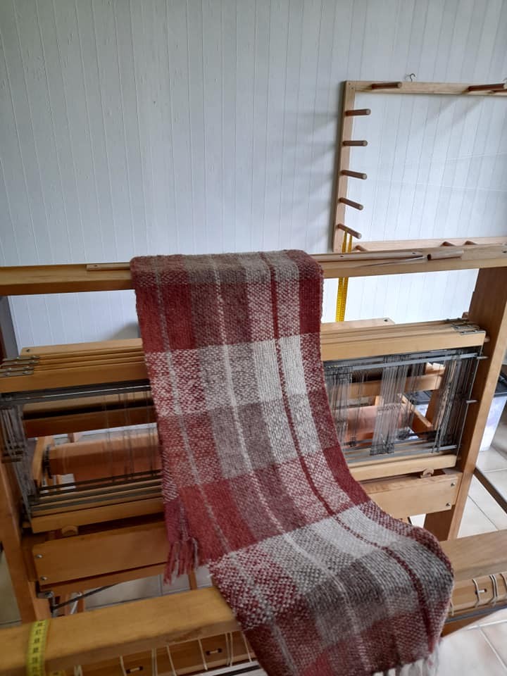 MOTIF REALISE PAR ISATISSE