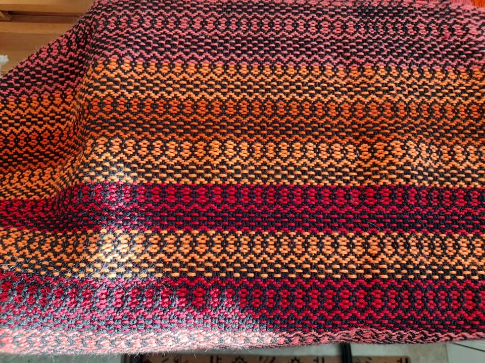 MOTIF REALISE PAR ISATISSE
