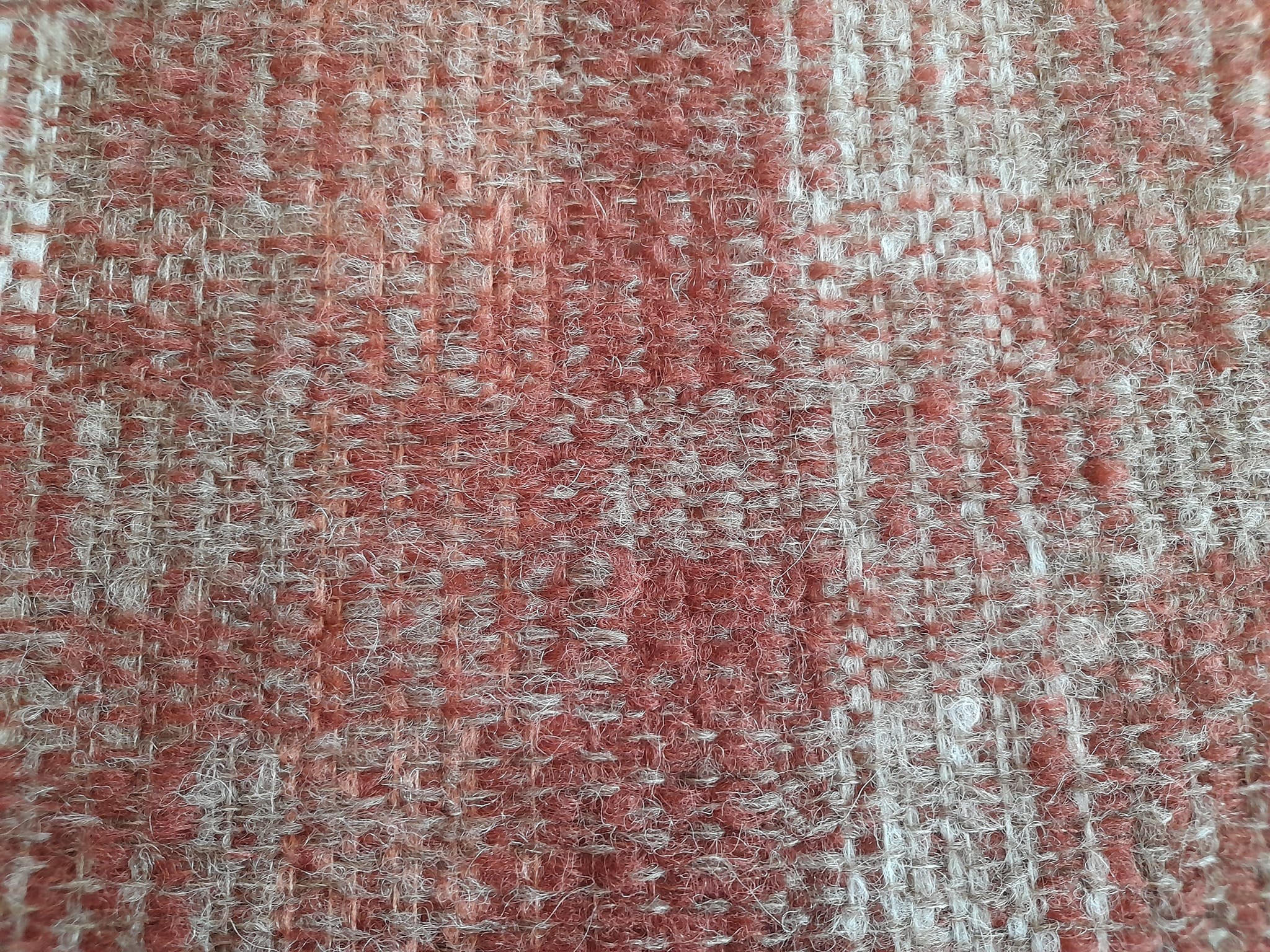 MOTIF REALISE PAR ISATISSE