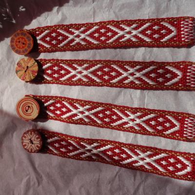 ISATISSE bracelets motif AKA