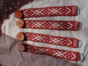 ISATISSE bracelets motif AKA